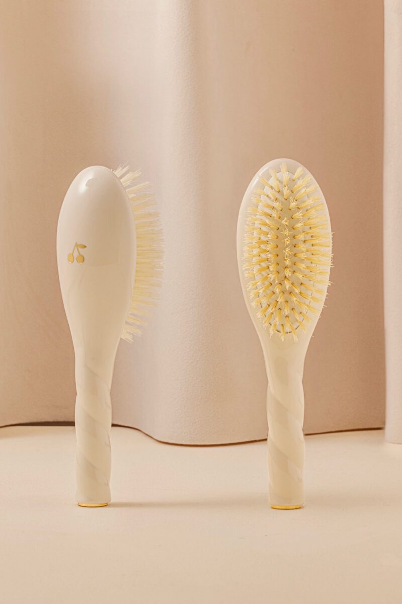 Bonpoint x La Bonne Brosse N.06 La Brosse Bébé Blanc Crème et son Pochon Offert