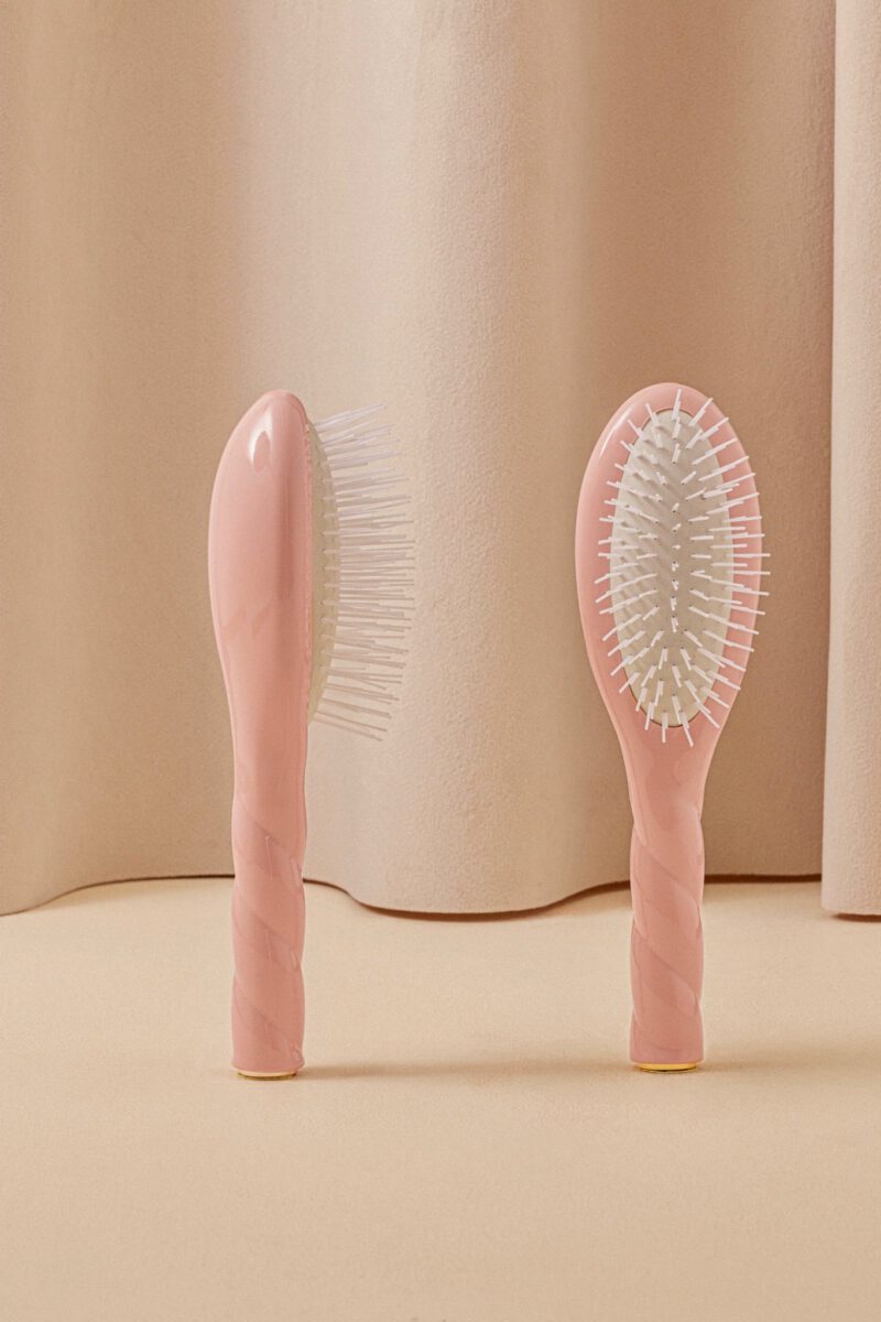 N.07 La Petite Brosse Démêlante & Stimulante L'Intense Rose Poudré