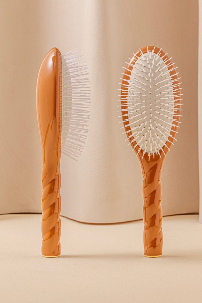 N.07 La Brosse Démêlante & Stimulante l'Intense Terracotta
