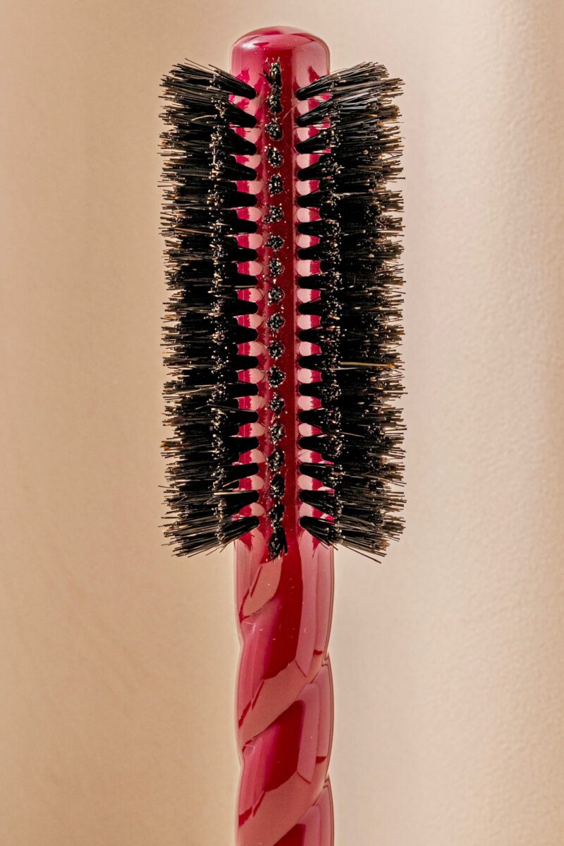 N.05 La Brosse Ronde Brushing Volume & Style Rouge Cerise