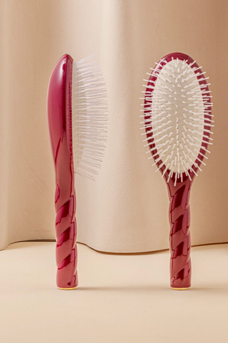 N.07 La Brosse Démêlante & Stimulante l'Intense Rouge Cerise