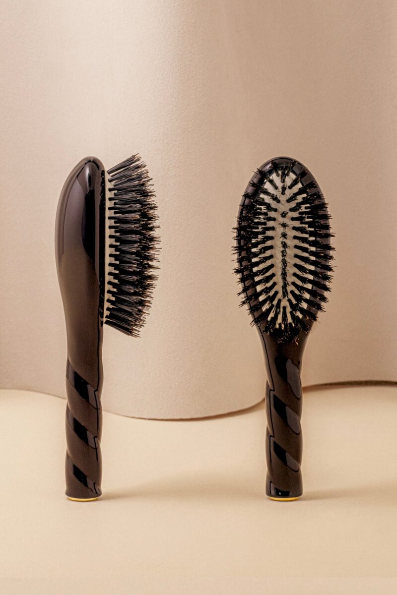 Black Édition N.01 La Petite Brosse Brillance & Soin l’Universelle