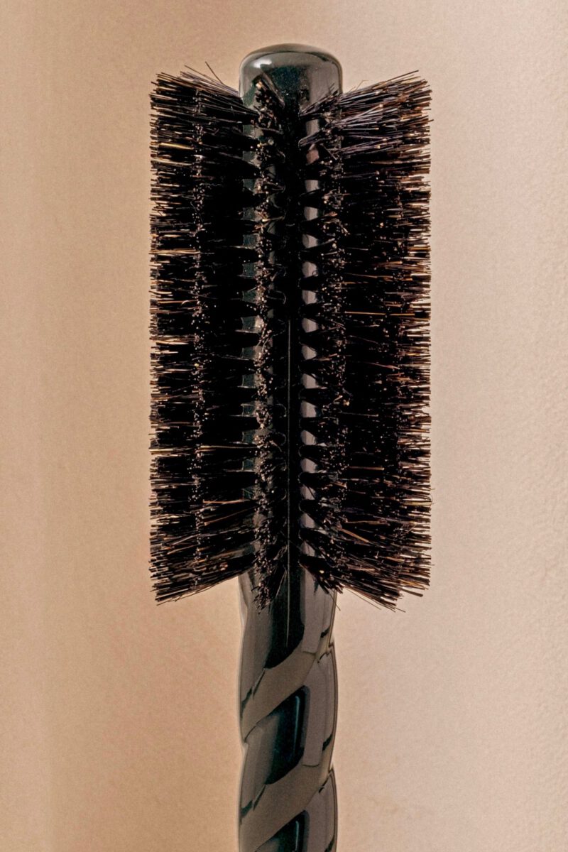 N.08 La Brosse Ronde Brushing Longueur & Mouvement Vert Émeraude