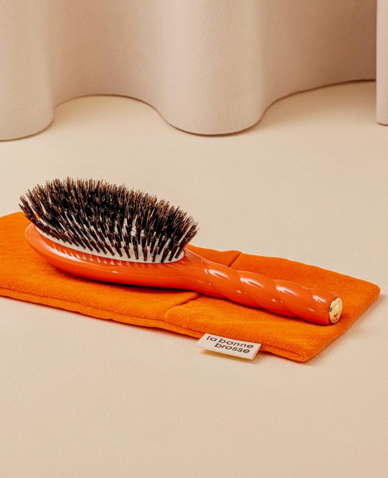 GM_POCHETTE_COUCHE_ORANGE.jpg GM_POCHETTE_COUCHE_ORANGE.jpg